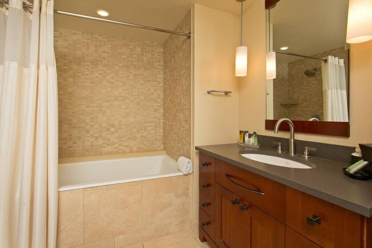 Ko Olina Beach Villas B304 - 3Br Luxury Condo With Stunning Ocean View & 2 Free Parking Kapolei Bagian luar foto